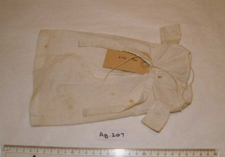Doll's long robe