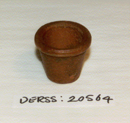 Doll's house plant pot