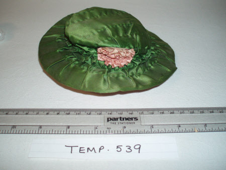 Doll's hat