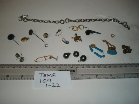 Doll's jewellery
