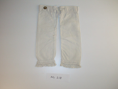 Doll's pantaloons