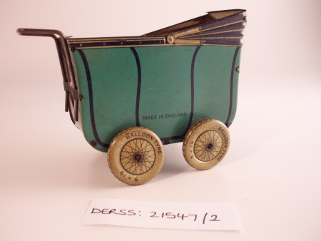 Doll's pram