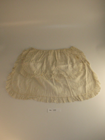 Doll's cape