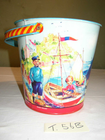 Seaside bucket