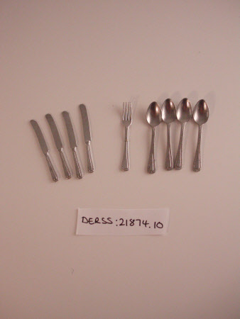 Doll's house cutlery