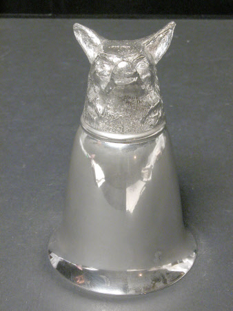 Stirrup cup