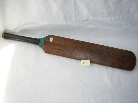 Cricket bat