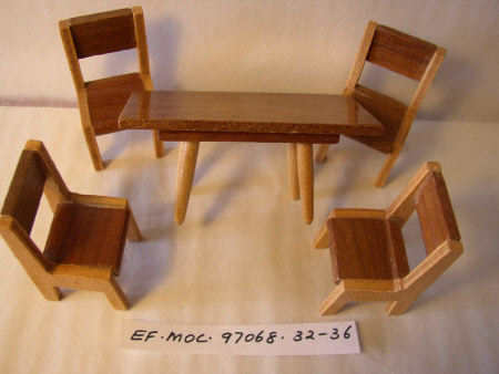 Doll's house furniture