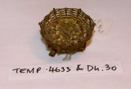 Doll's house basket
