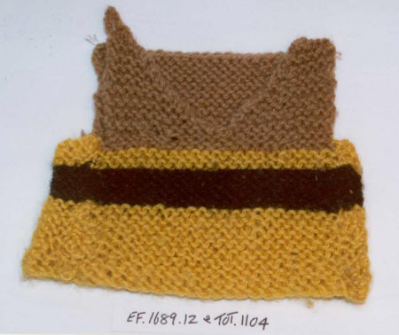 Doll's pinafore
