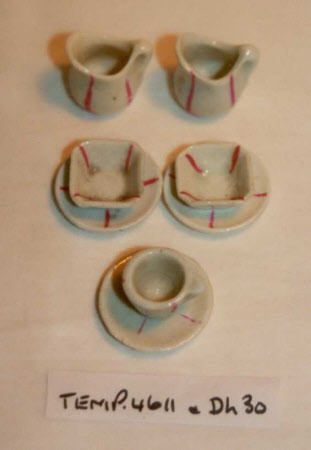 Doll's house crockery