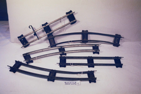 Toy train track