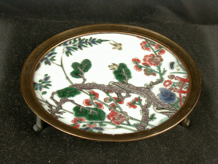 Teapot stand