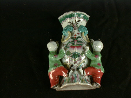 Wall vase