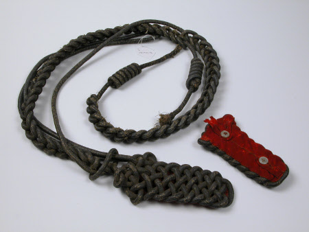 Military epaulette