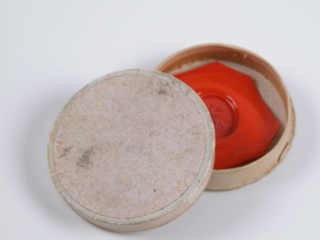 Seal case
