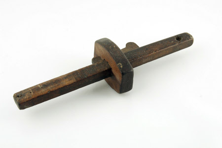 Measuring gauge