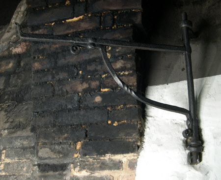 Chimney crane