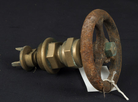 Fire hose valve