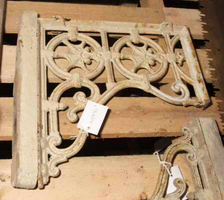 Bench support
