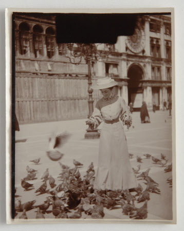 Henrietta Jenny Fraser, Mrs Walter Ralph Bankes (1871-1953) or probably her sister Jessie Maud ...