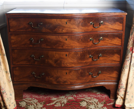 Chest of drawers