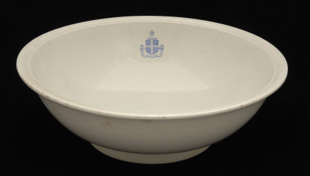 Wash basin
