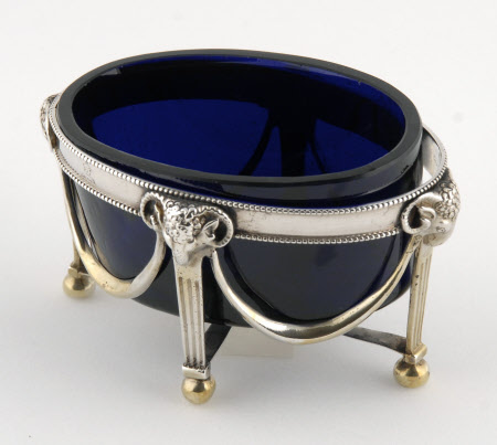 Salt cellar