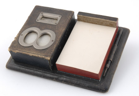 Desk set