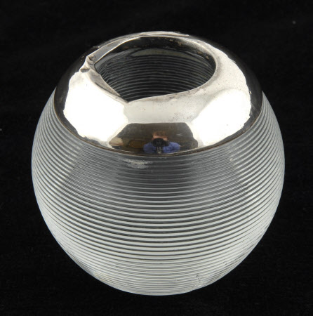 Vesta holder