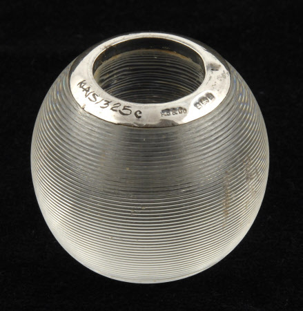 Vesta holder