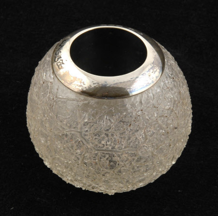 Vesta holder