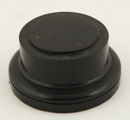 Pedestal base