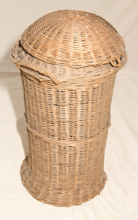 Linen basket