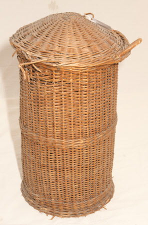 Linen basket