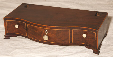 Dressing table mirror stand