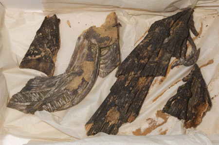Carving fragment