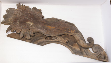 Carving fragment