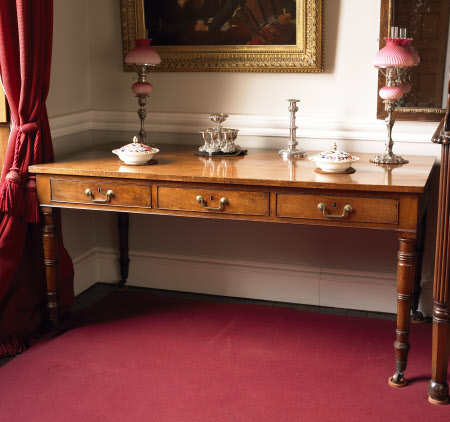 Library table