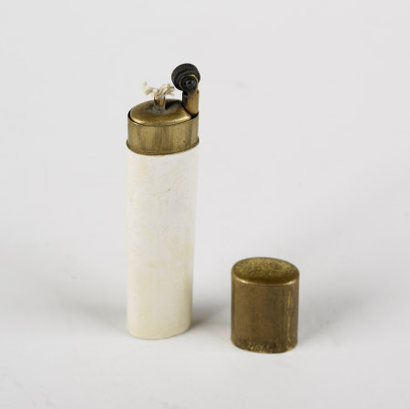 Cigarette lighter