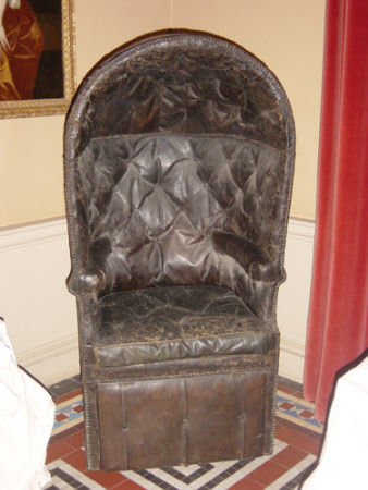 Hall porter's chair