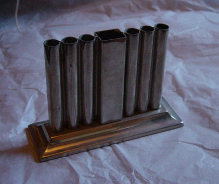 Spill holder