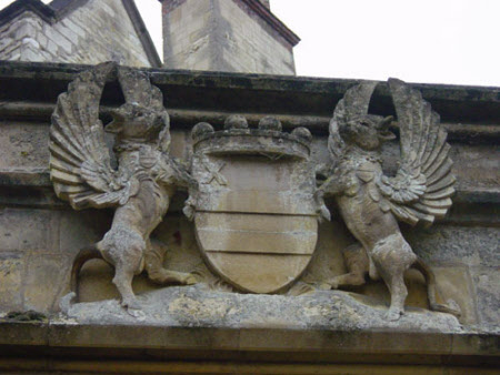Crest