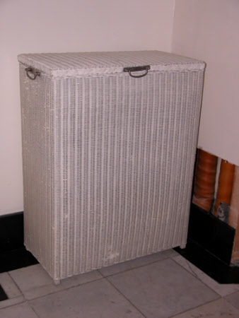 Linen basket