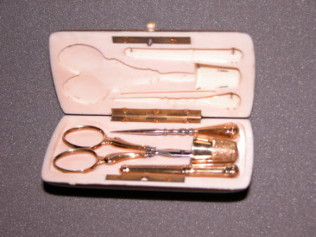 Necessaire