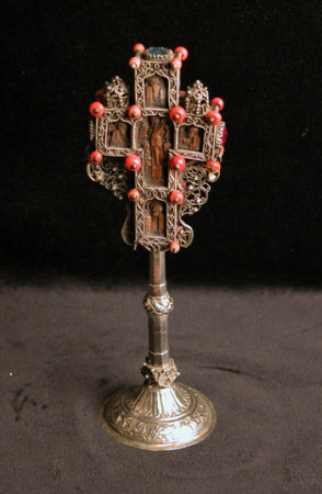 Cross