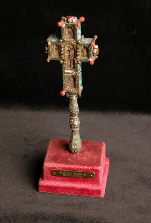 Cross