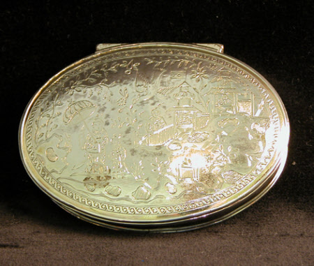 Snuffbox