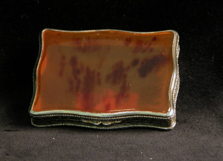 Snuffbox