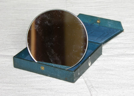 Mirror case